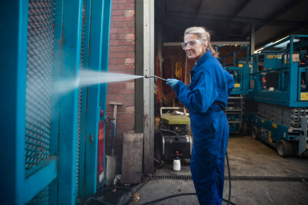 Professional Pressure Washing Services in Bartonville, IL
